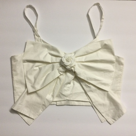 Chin Studio Floral Bow Spaghetti Strap Button Back Crop Top In Ivory Size M - Picture 1 of 6